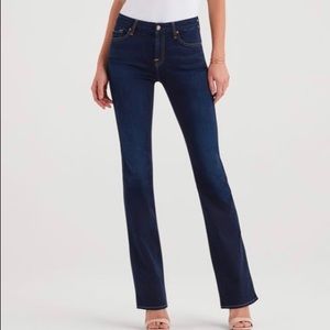 Women’s bootcut jeans